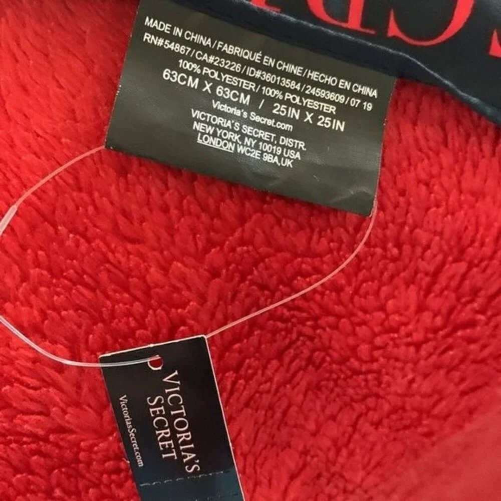 Victoria’s Secret Red/Black Silky Scarf